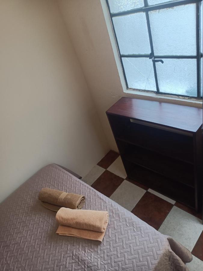 Budget Hostel Guatemala Экстерьер фото