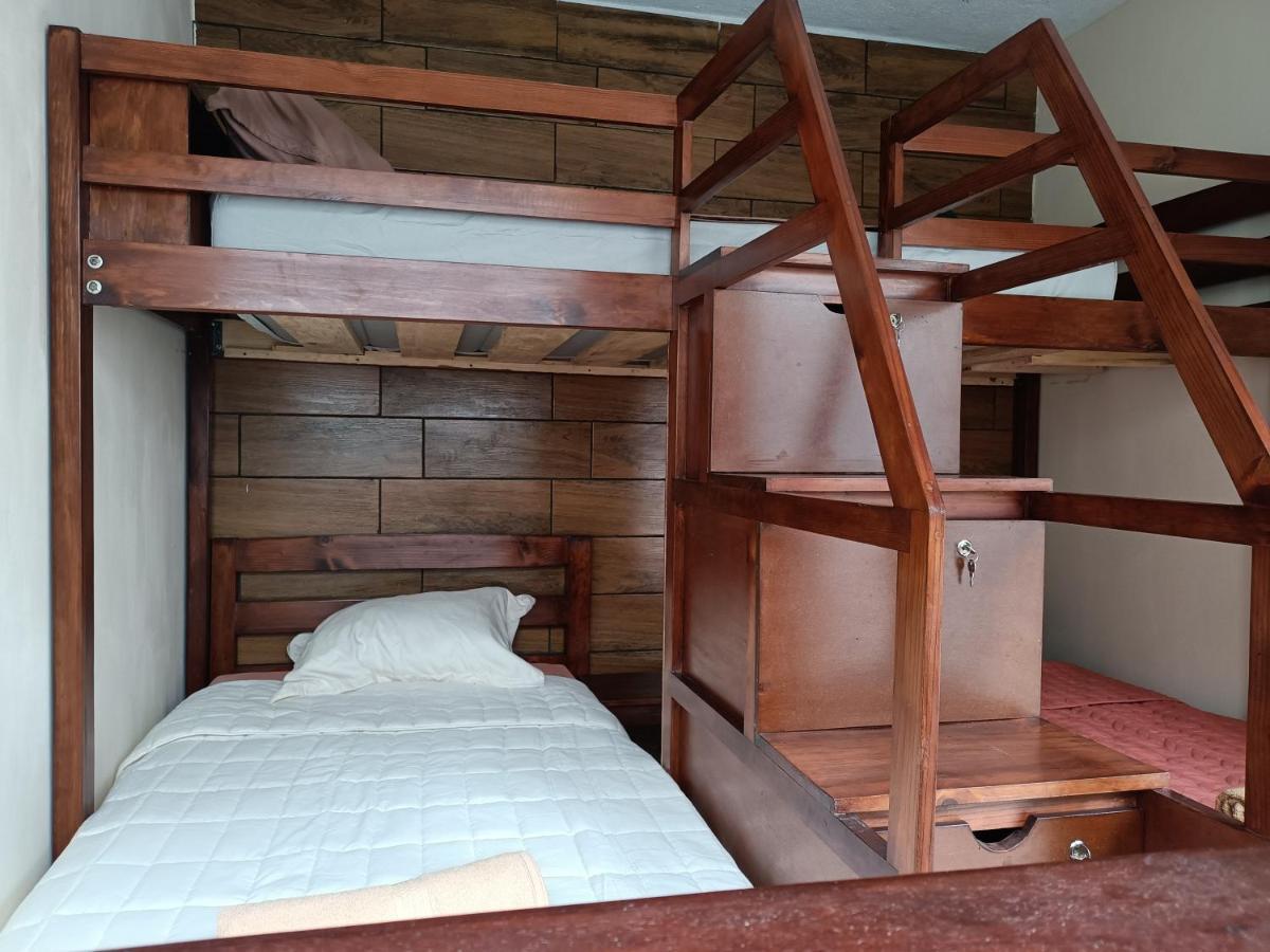 Budget Hostel Guatemala Экстерьер фото