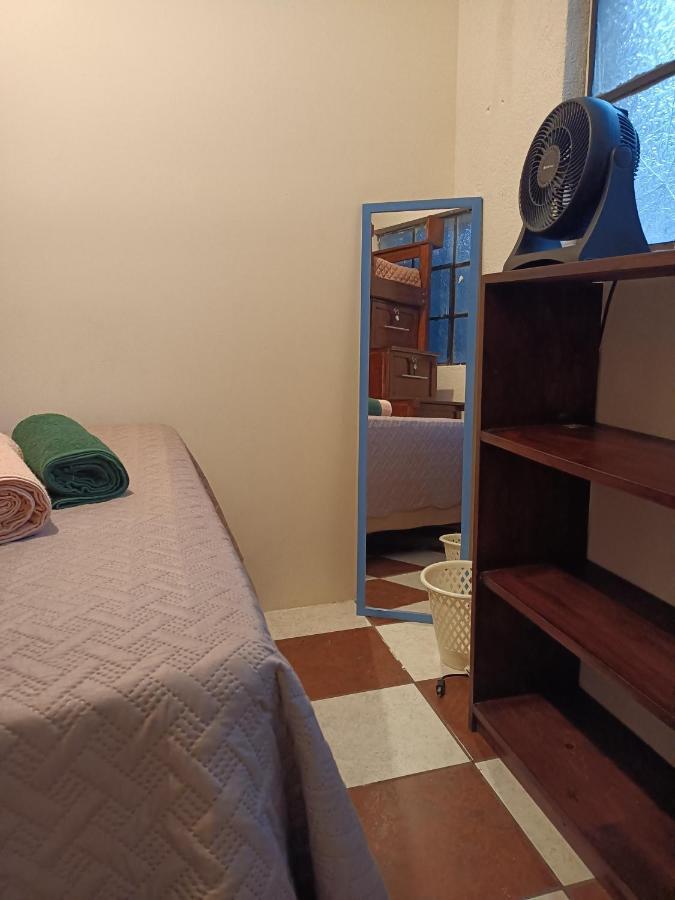 Budget Hostel Guatemala Экстерьер фото